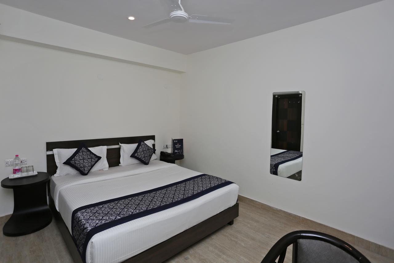 Airport Hotel Green Heights New Delhi Extérieur photo